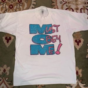 Cool vintage MOM shirt